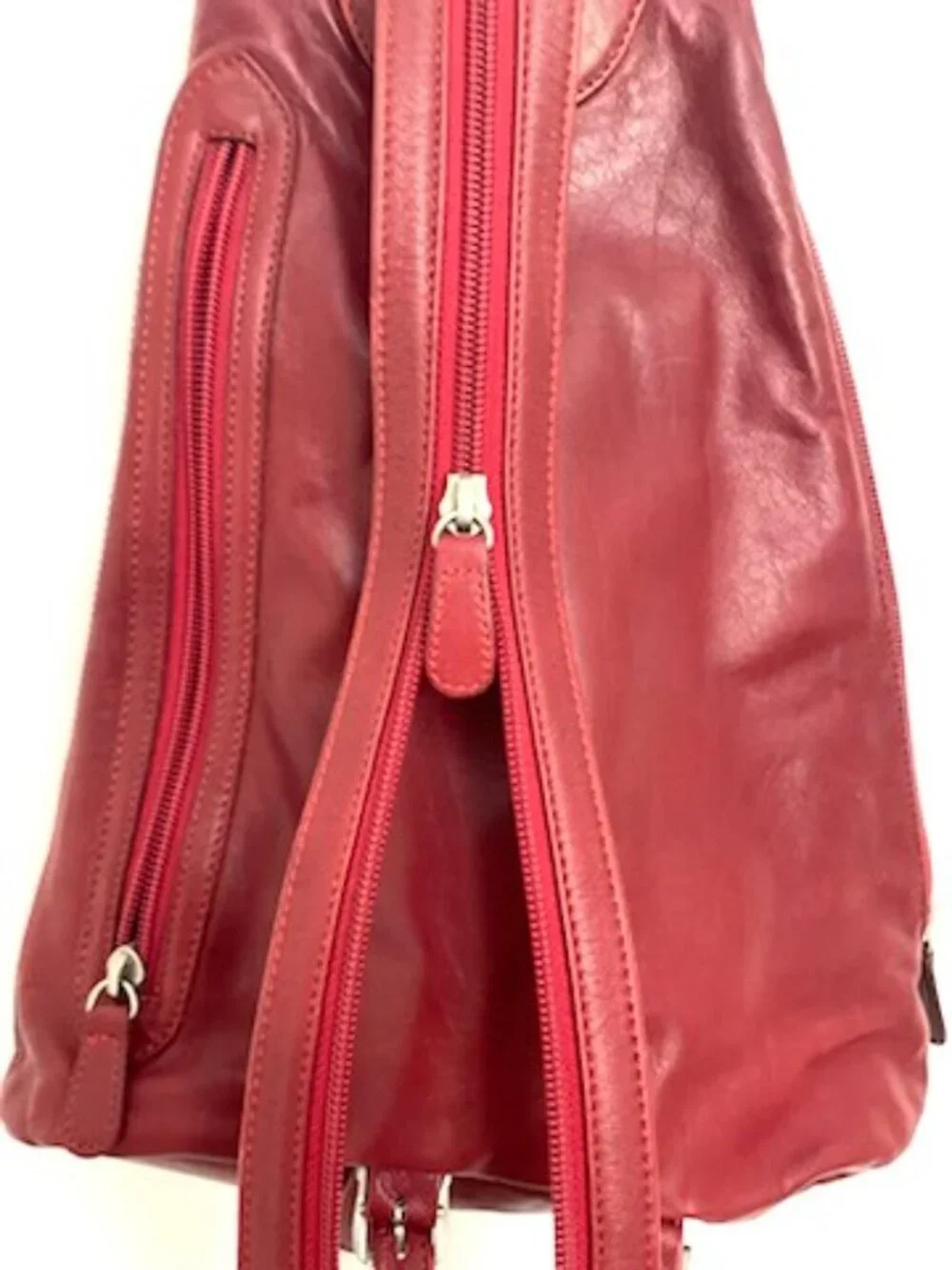 Mouvance‎ de Mova Red Leather Backpack Single or Double Adjustable Strap